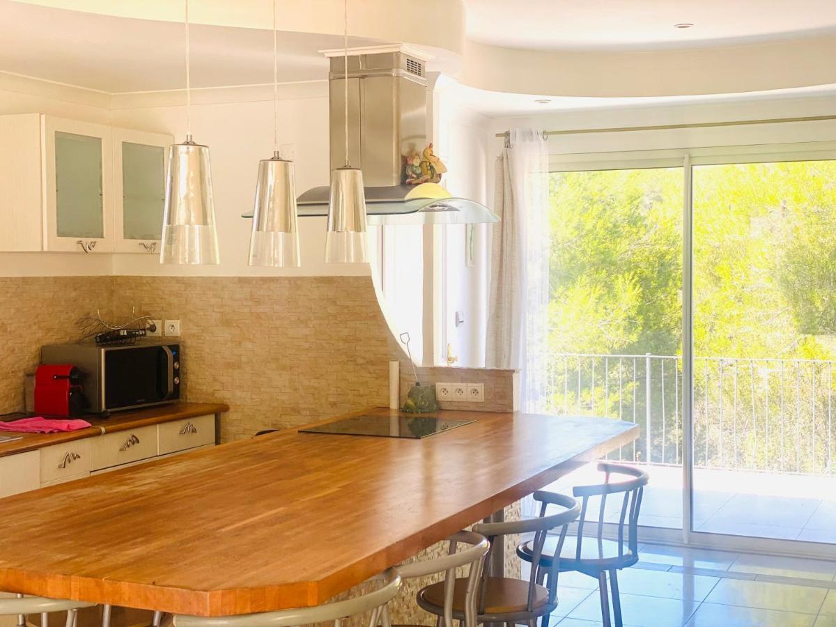 Villa Nîmes Esterno foto