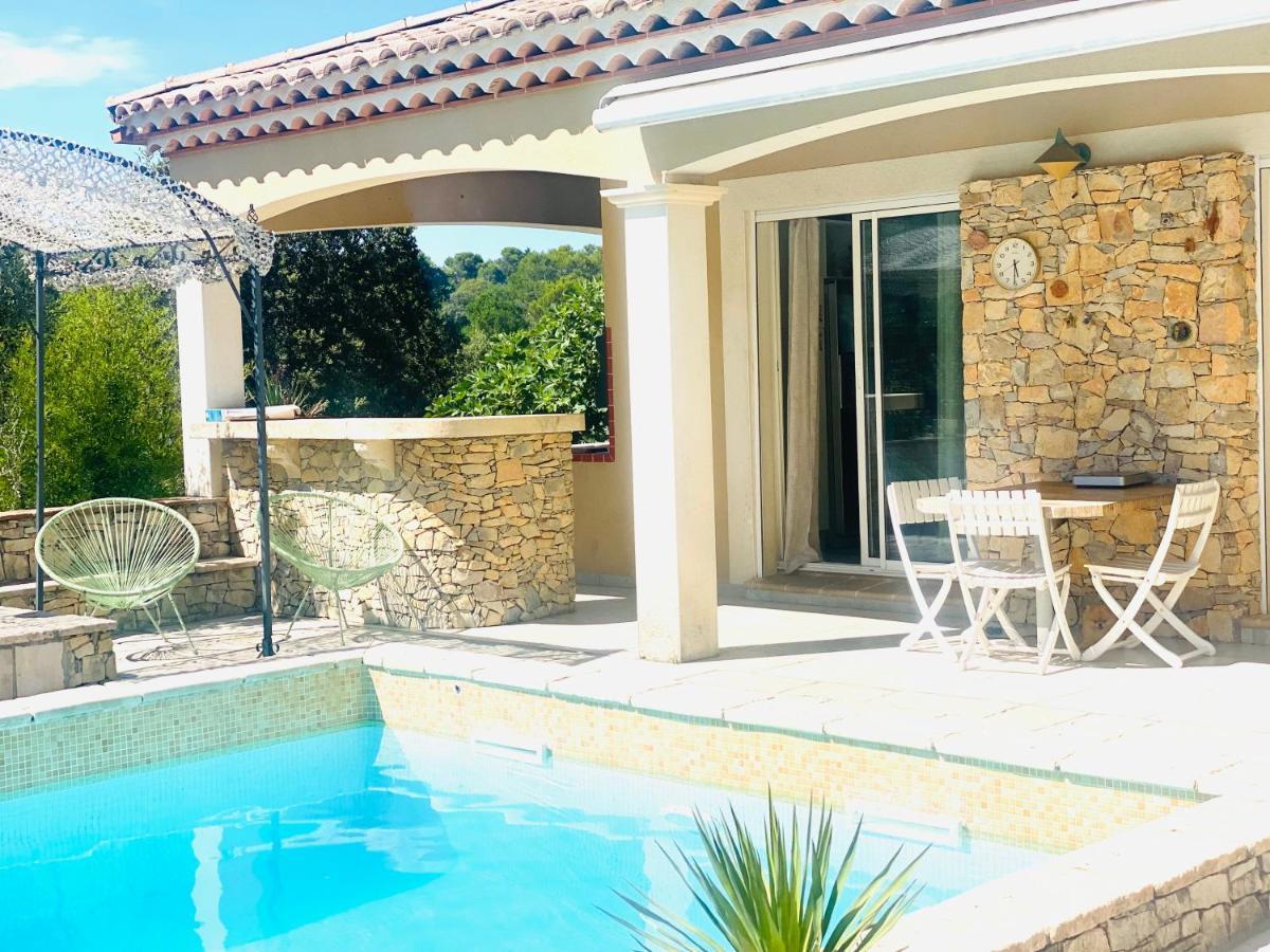 Villa Nîmes Esterno foto
